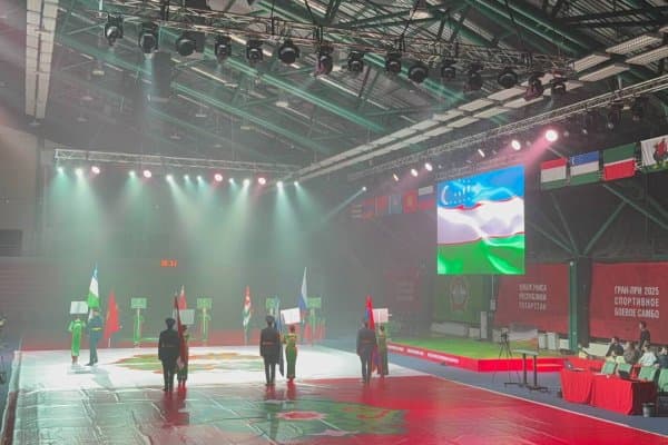 Самбочиларимиз Татаристон Республикаси раиси соврини учун курашмоқда