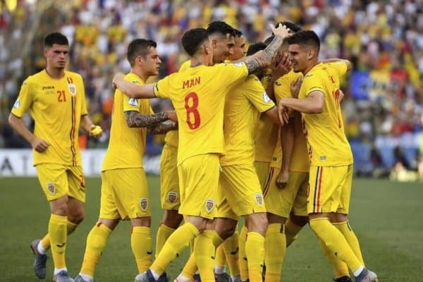 Янги мураббийни бонуслар билан сийлашади