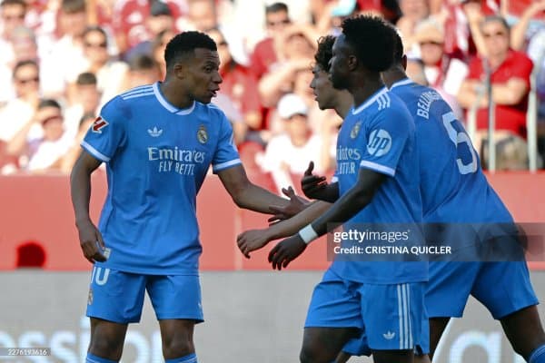 Arbeloa Mbappe va Vinisius haqida muhim gapni aytdi