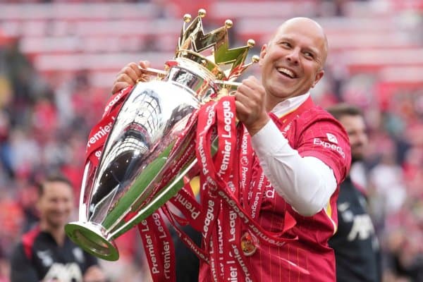 "Liverpool" Arne Slot bilan xayrlashuv haqida bayonot berdi