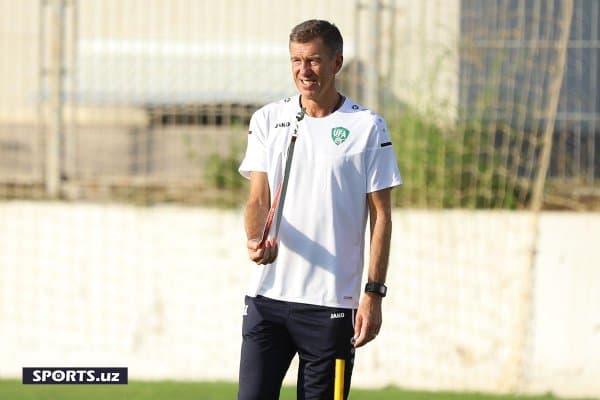 O‘zbekiston MTJ hamon bosh murabbiysiz... (Fotoreportaj)