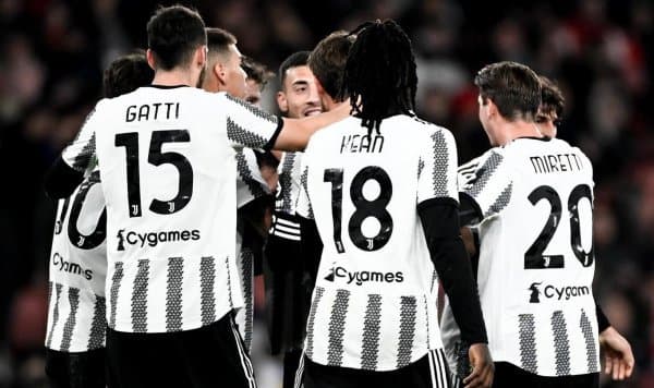 “Yuventus” tarkibni tubdan o‘zgartiradi. Nishonda o‘nta futbolchi